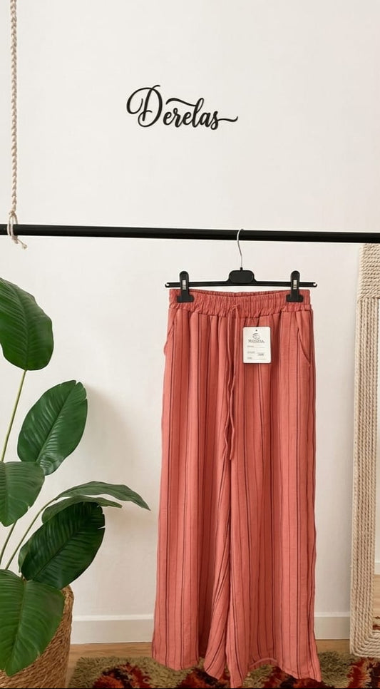 Pantalón casual pierna ancha