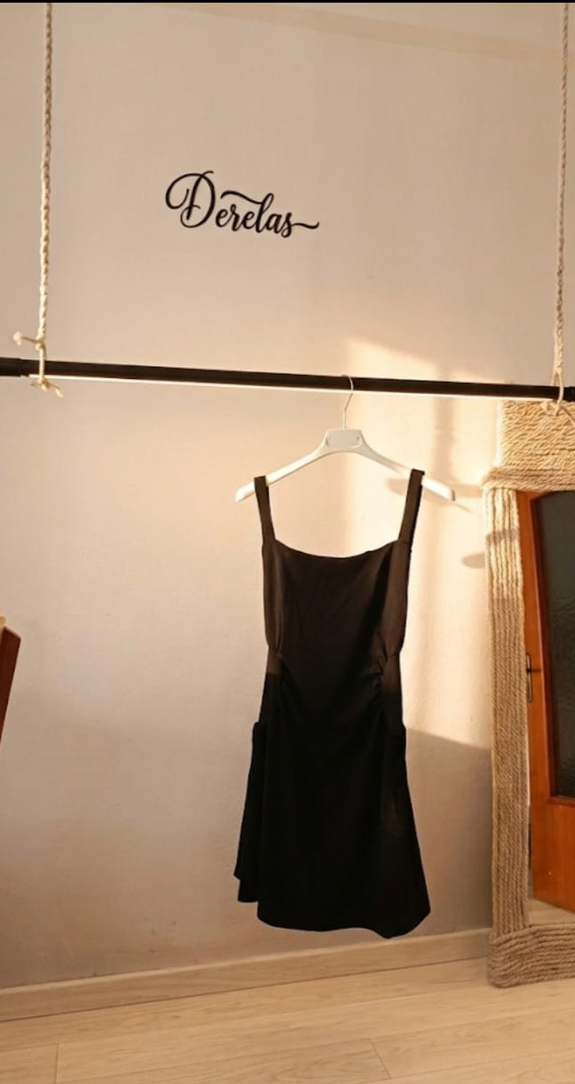 Vestido negro Isa